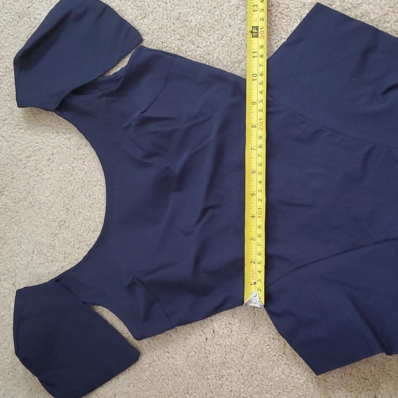 Navy peplum bodycon dress - Picture 7 of 8